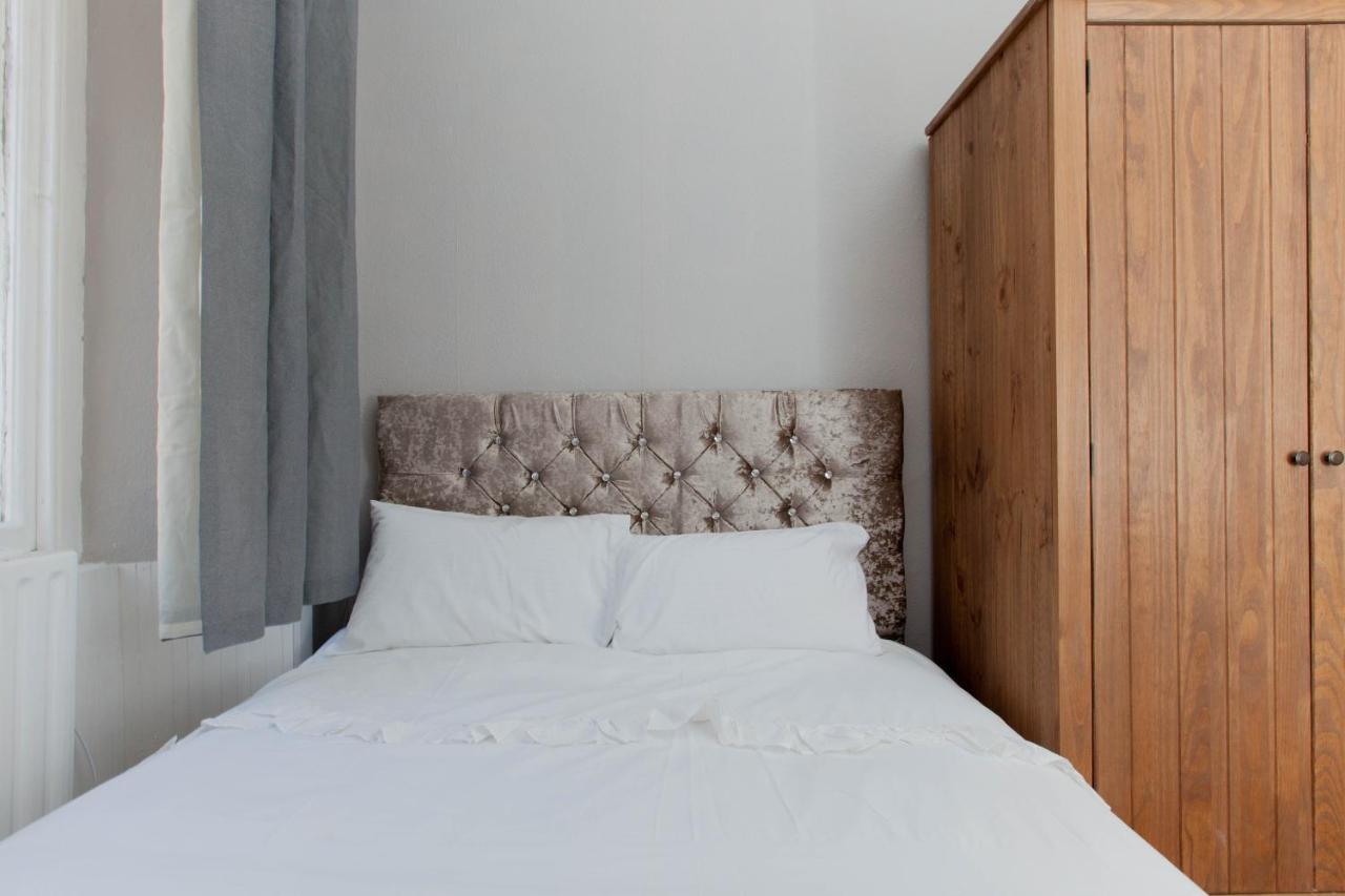 Bright & Homely City Centre Apartment Near Holyrood Edimburgo Esterno foto